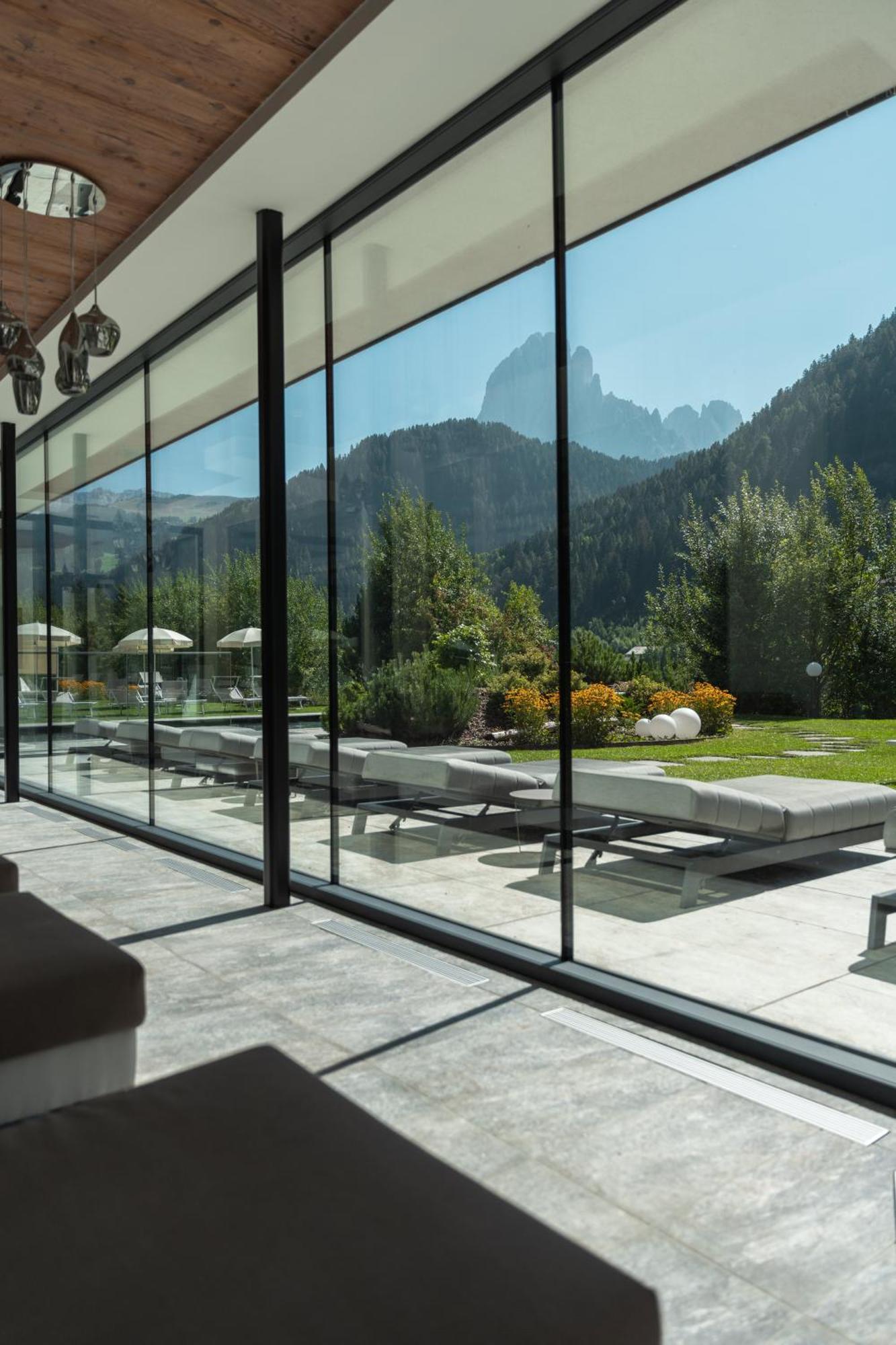 Diamant Spa Resort Santa Cristina Val Gardena Ngoại thất bức ảnh