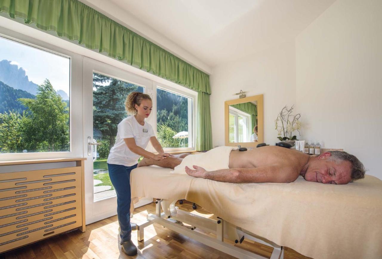 Diamant Spa Resort Santa Cristina Val Gardena Ngoại thất bức ảnh